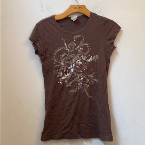Roxy Tops - Omens roxy brown 100% cotton graphic t-shirt